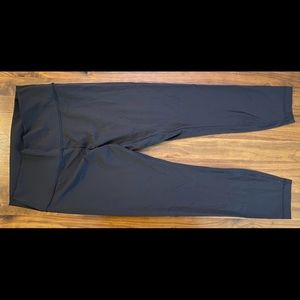 Lululemon Wunder Under, black, size 12